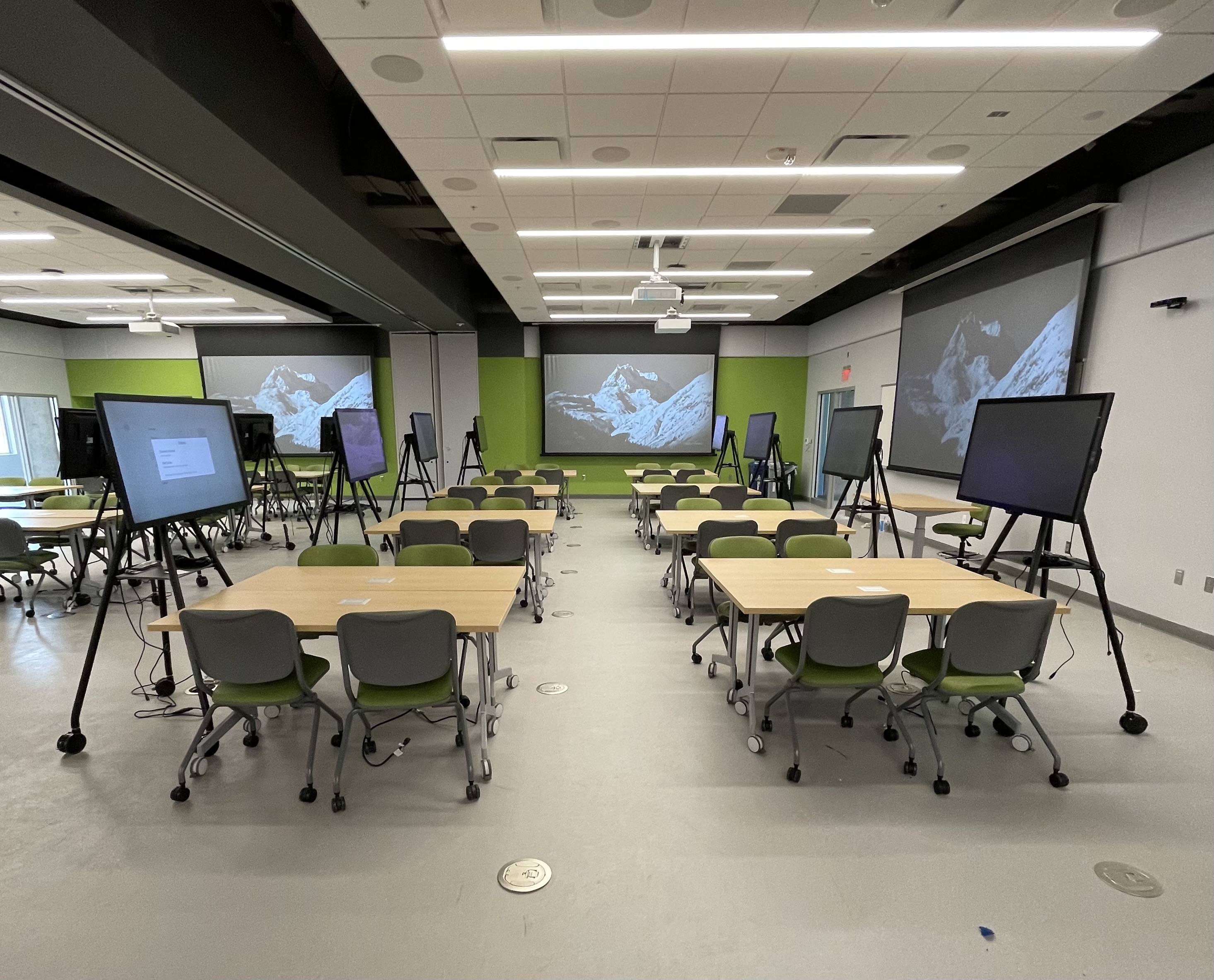 university_of_tenn_digital_flipchart